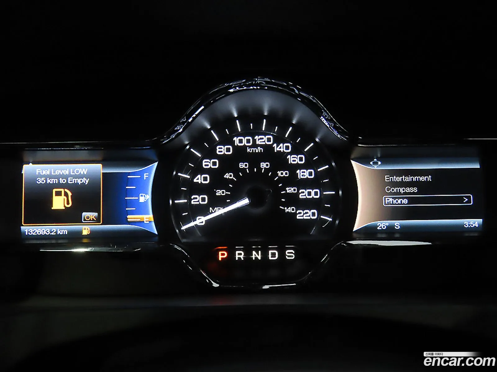 Lincoln MKS 2016 — 4