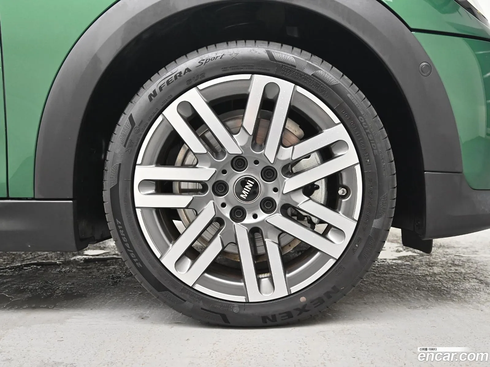 Mini Cooper C 2025 — 12