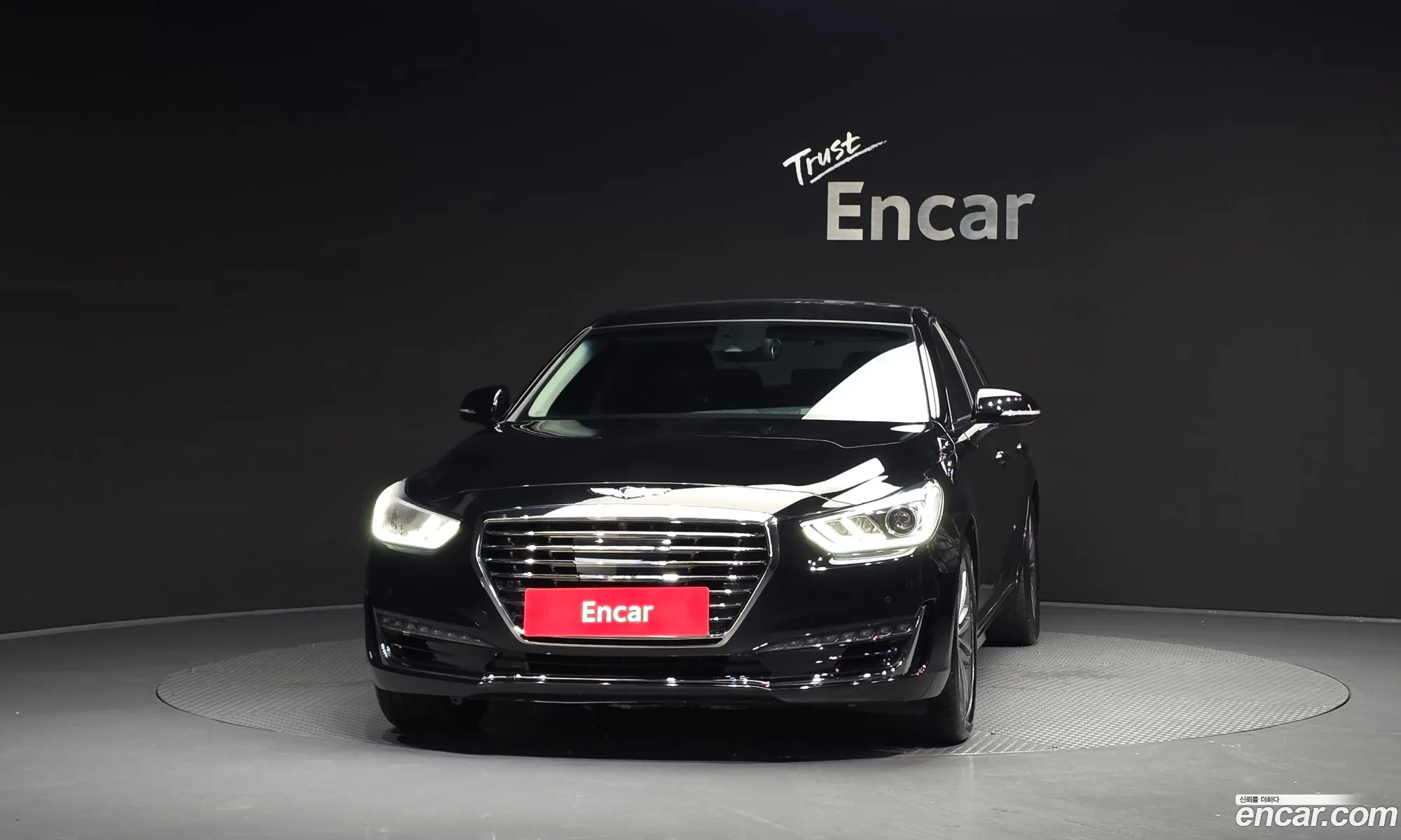 Genesis EQ900 2016 — 4