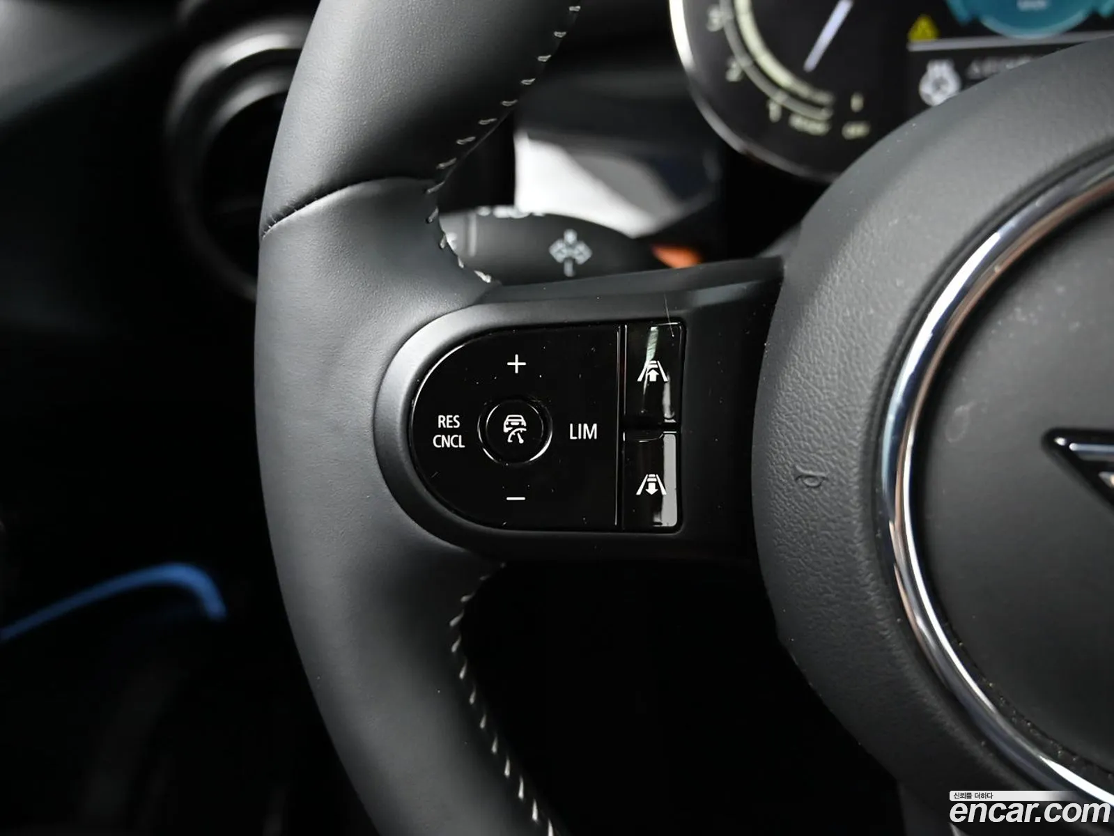 Mini Cooper S 2023 — 11