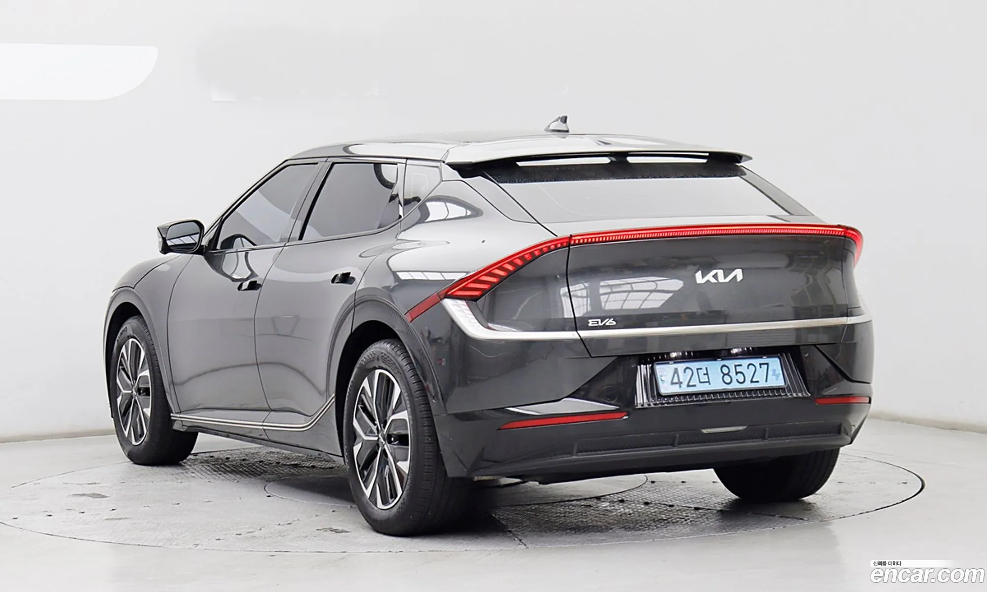 Kia EV6 2023 — 17
