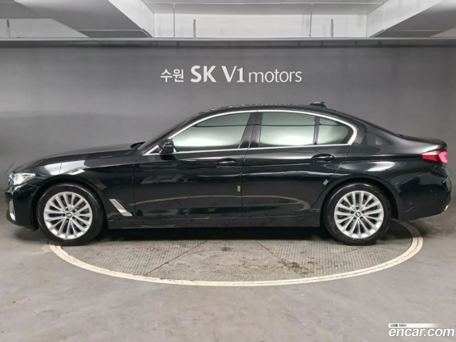 BMW 5 Series 2020 — 3