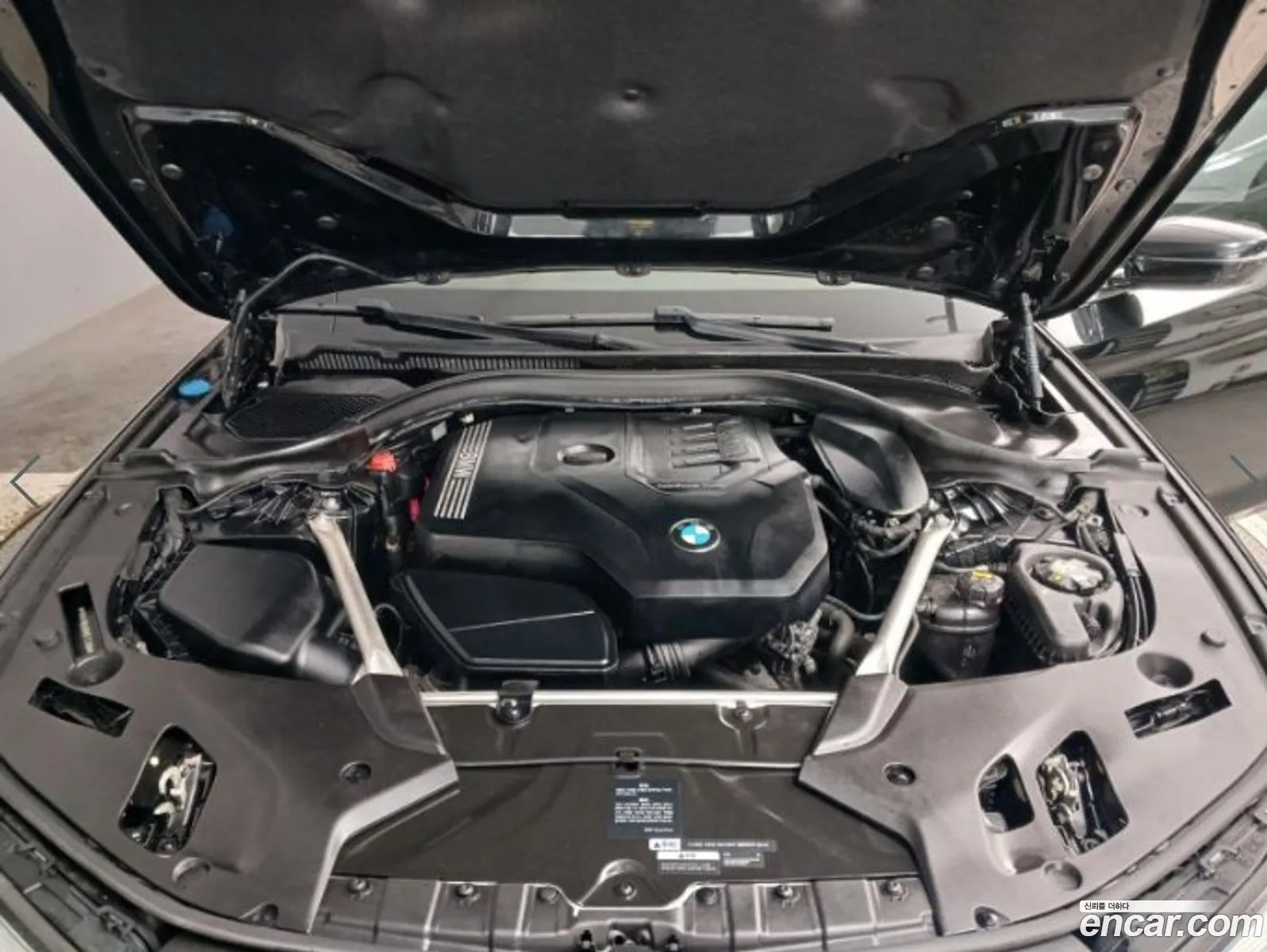 BMW 5 Series 2020 — 18