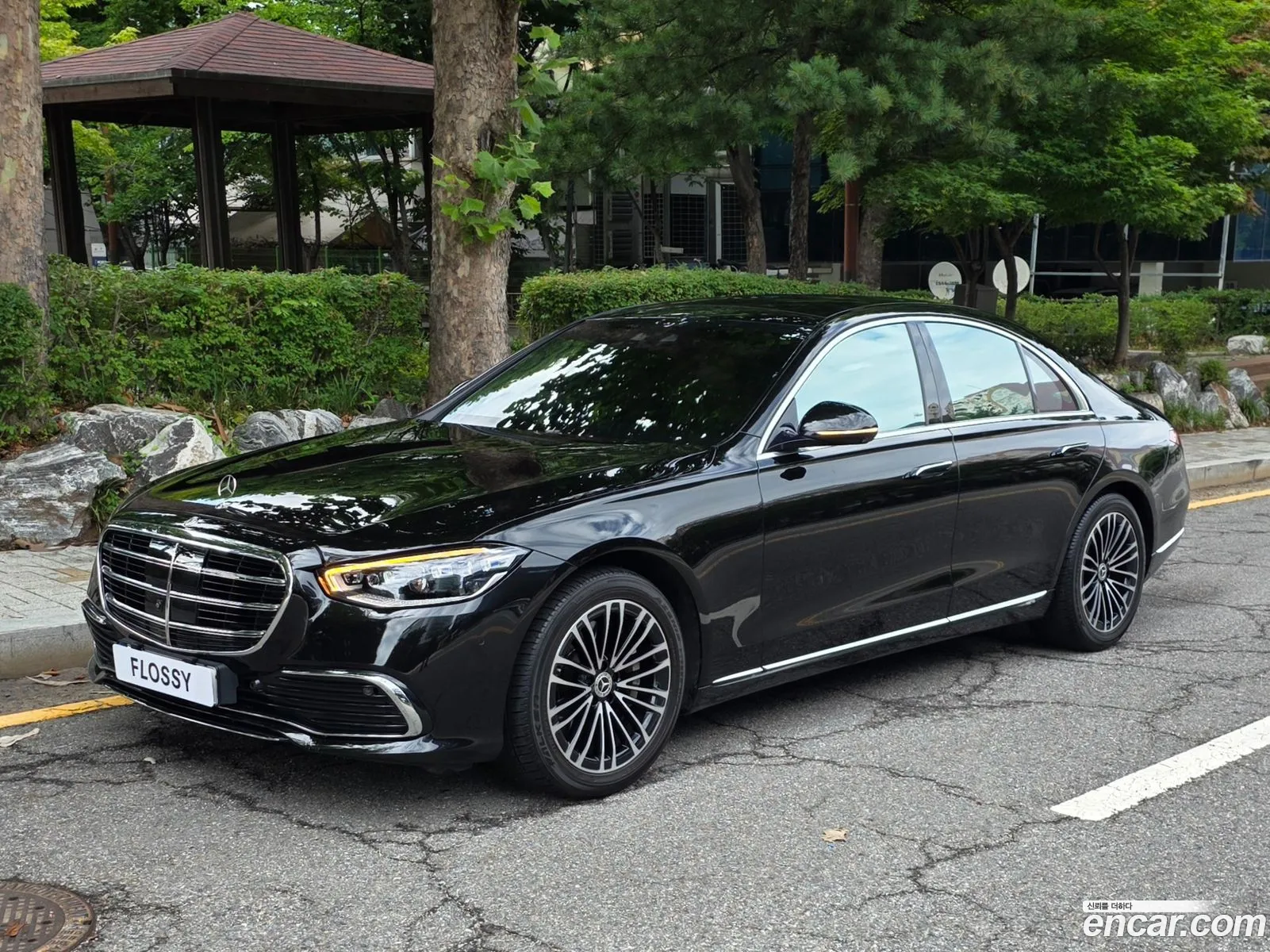 Mercedes-Benz S-Class W223 2022 — 17