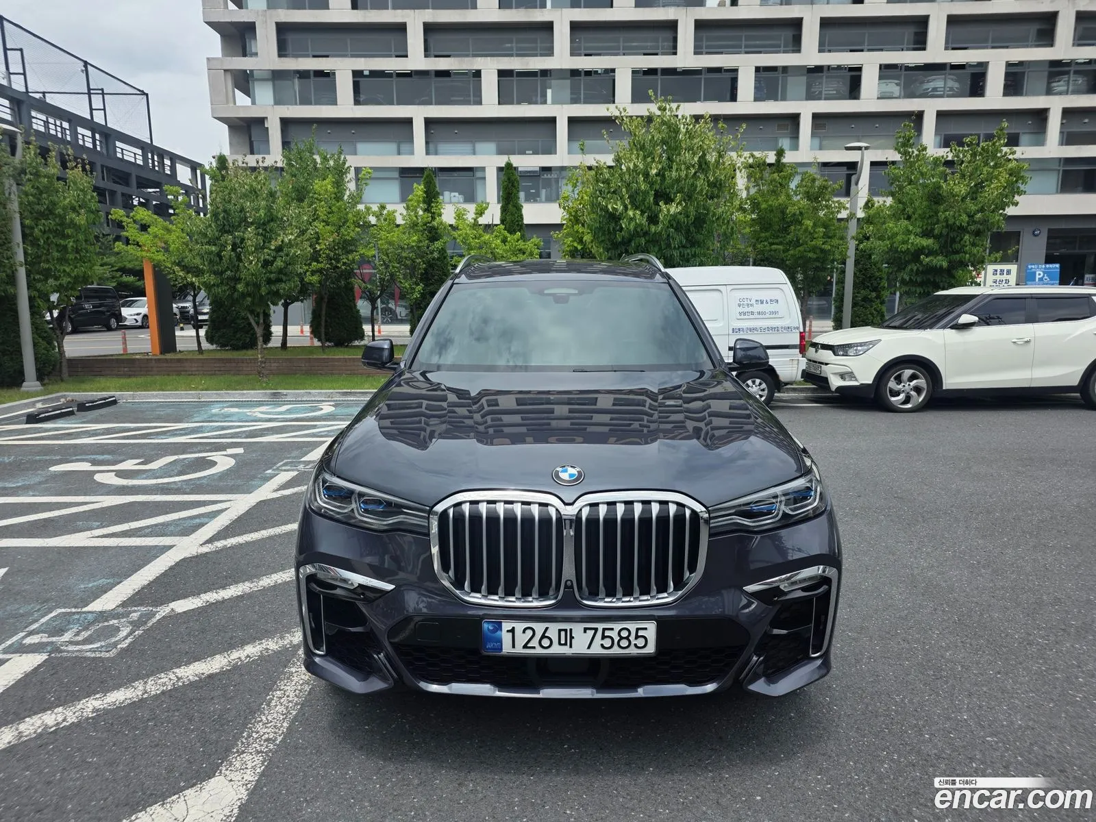 BMW X7 2020 — 15