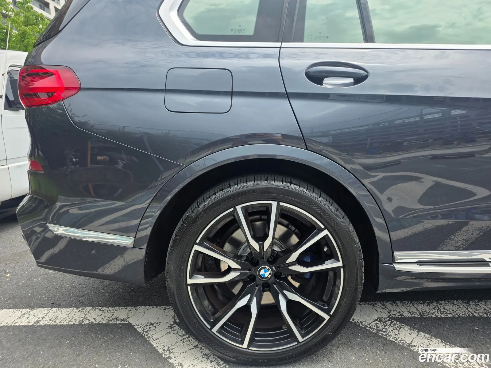 BMW X7 2020 — 10