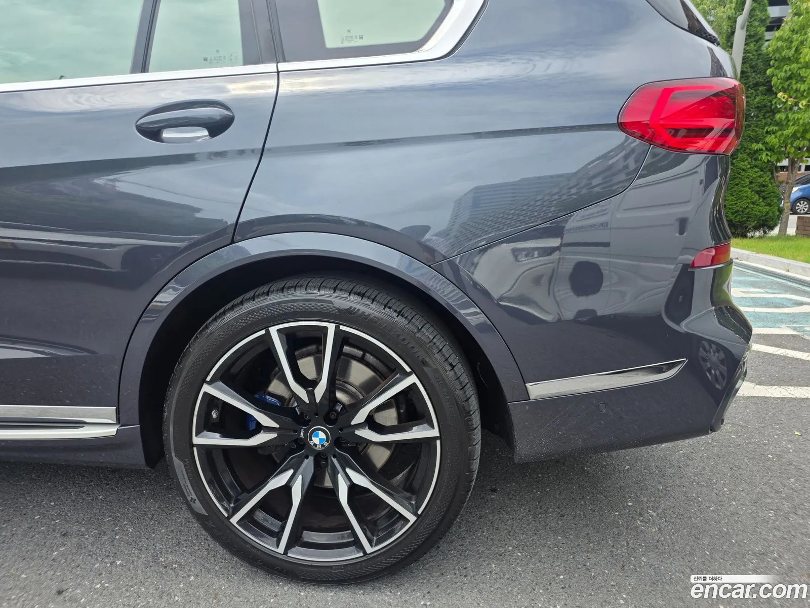 BMW X7 2020 — 13