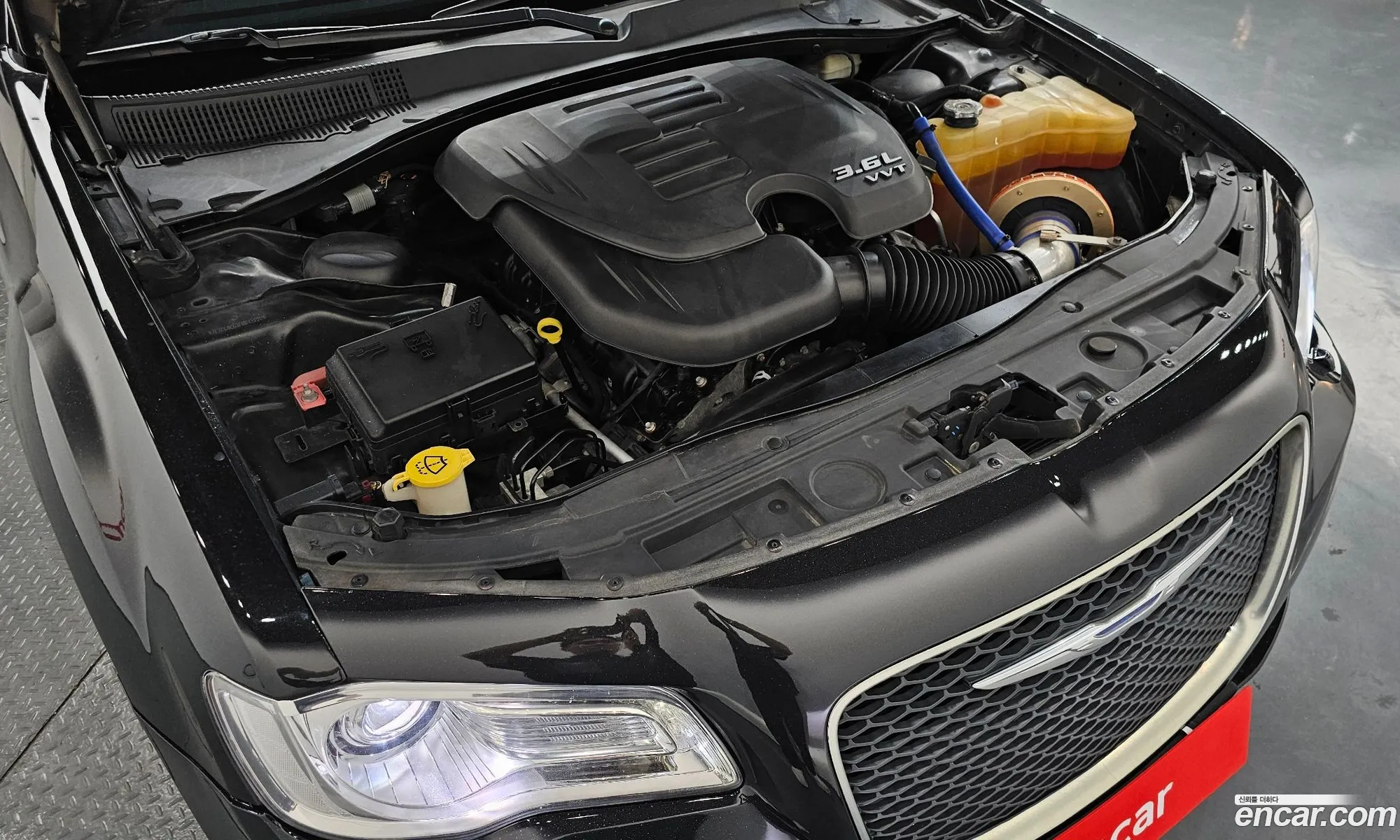 Chrysler 300C 2015 2C3CCACG3FH845999 — 16