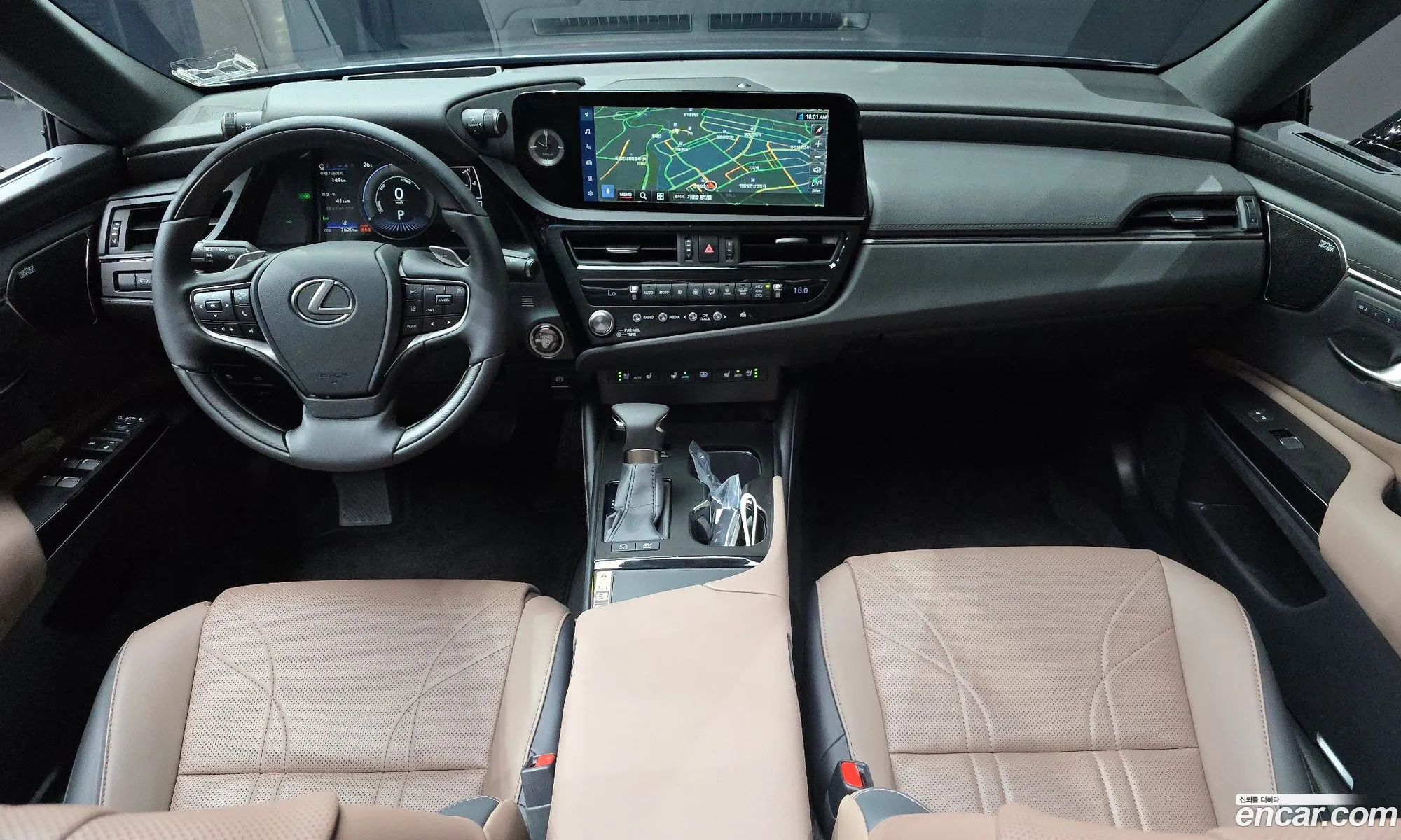 Lexus ES300h 7th Gen 2025 JTHBA1C19T2032923 — 16
