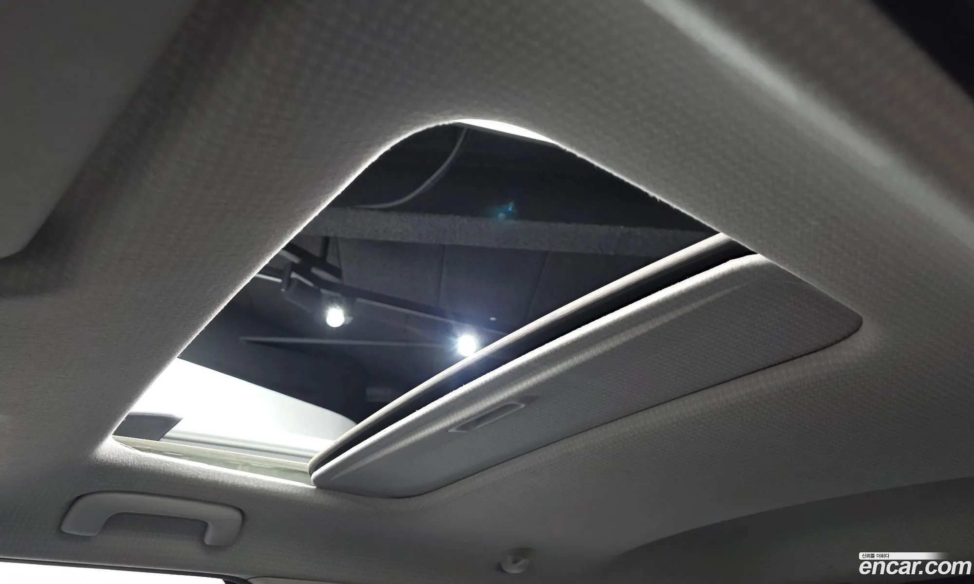 Hyundai Casper 2022 — 18