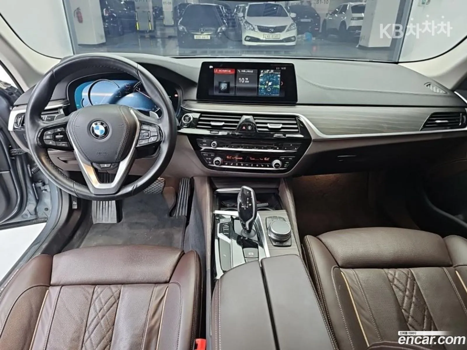 BMW 5 Series 2018 — 11