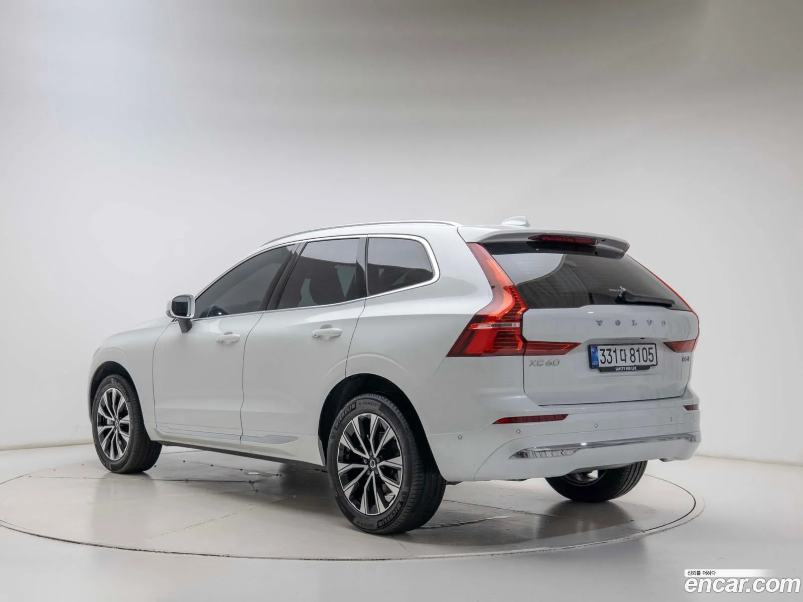 Volvo XC60 2025 — 8