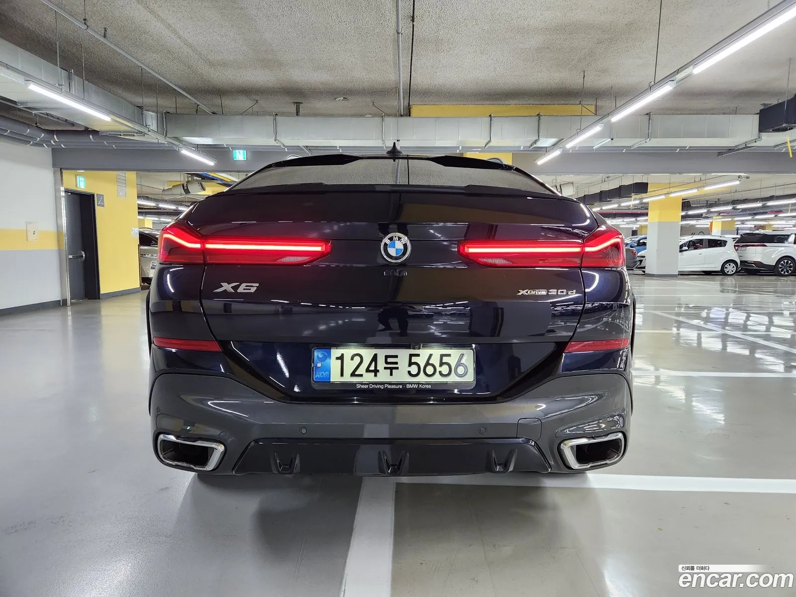 BMW X6 2022 — 10