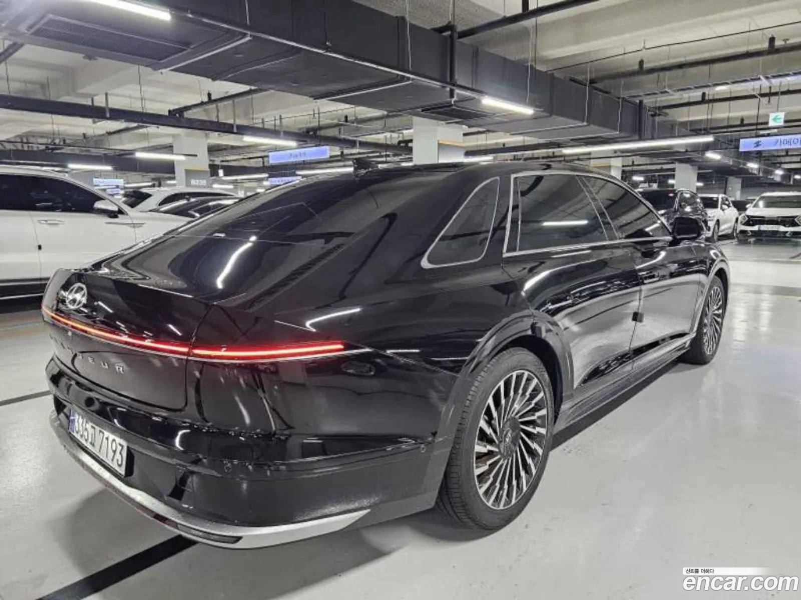Hyundai Grandeur 2023 — 9