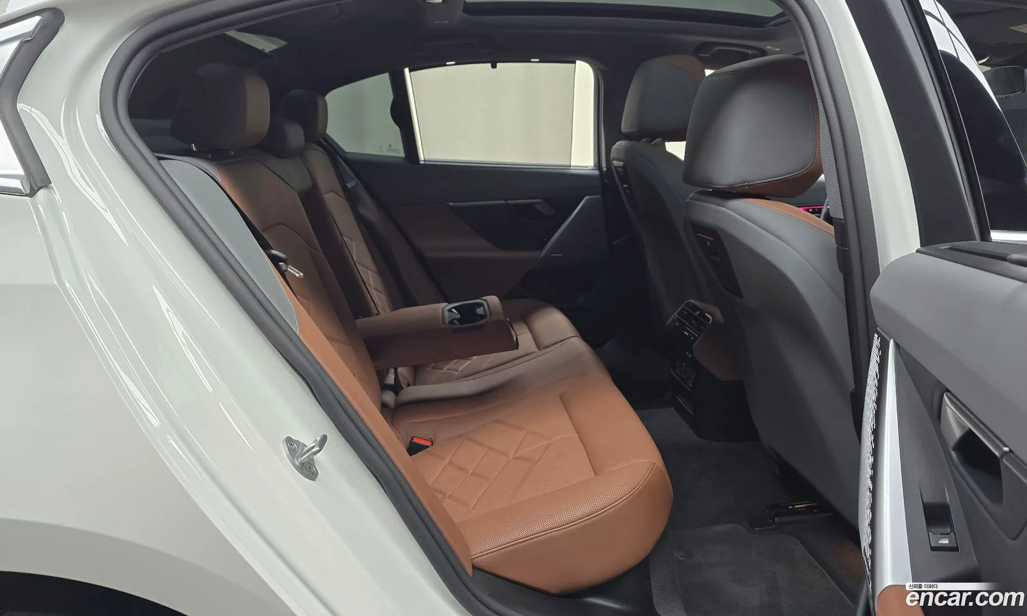 BMW 5 Series 2023 — 29