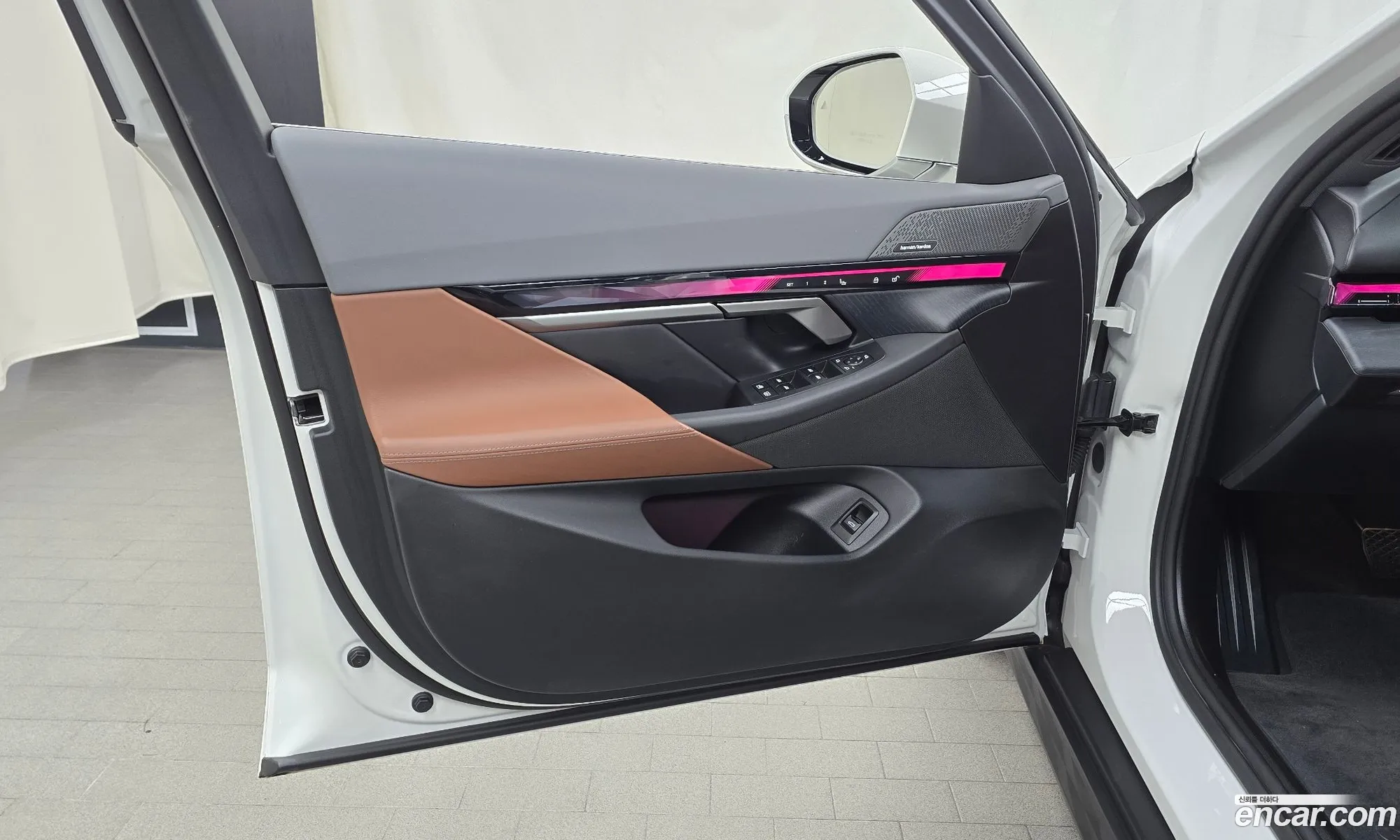 BMW 5 Series 2023 — 4