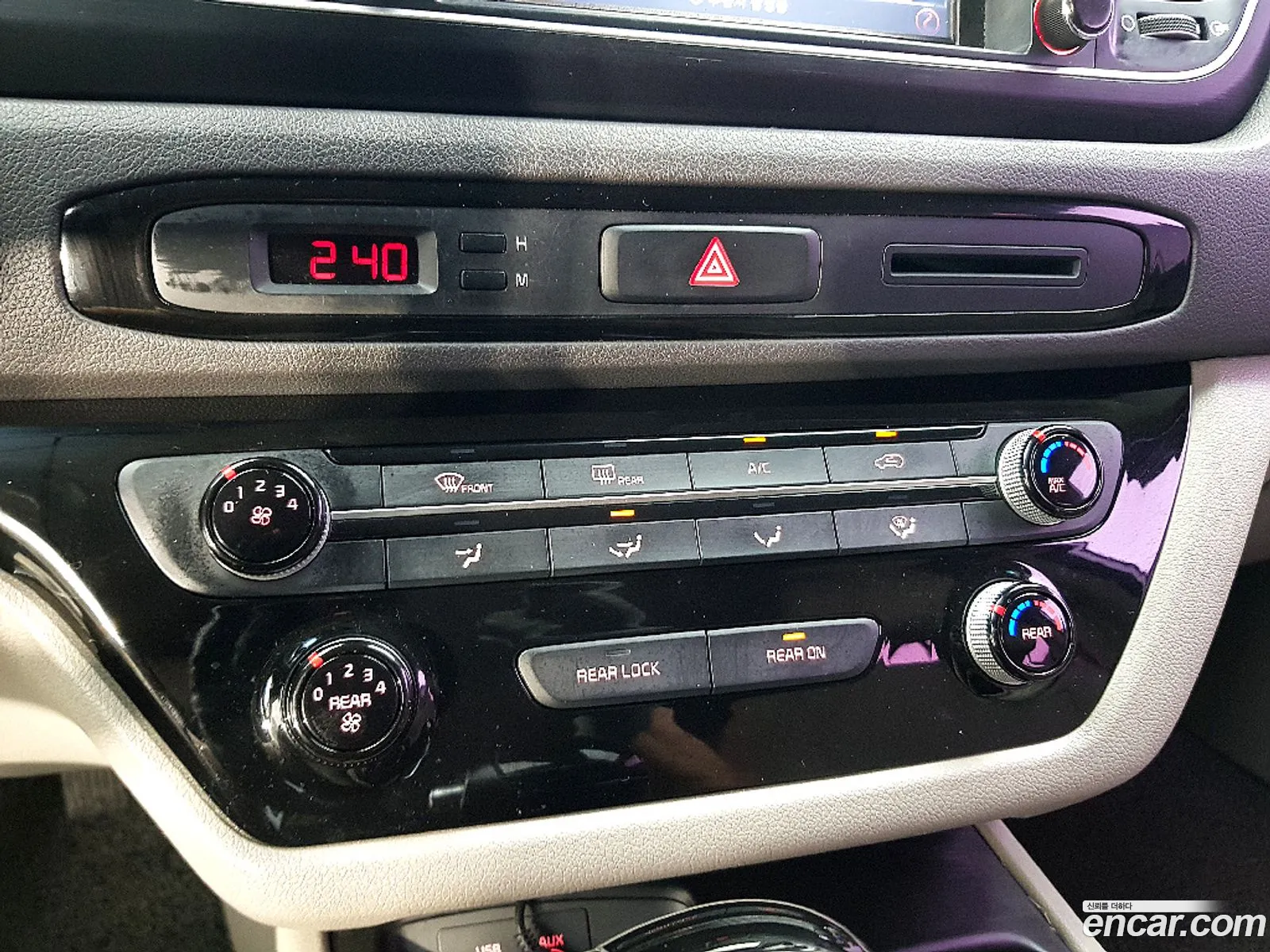 Kia Carnival 2014 — 4