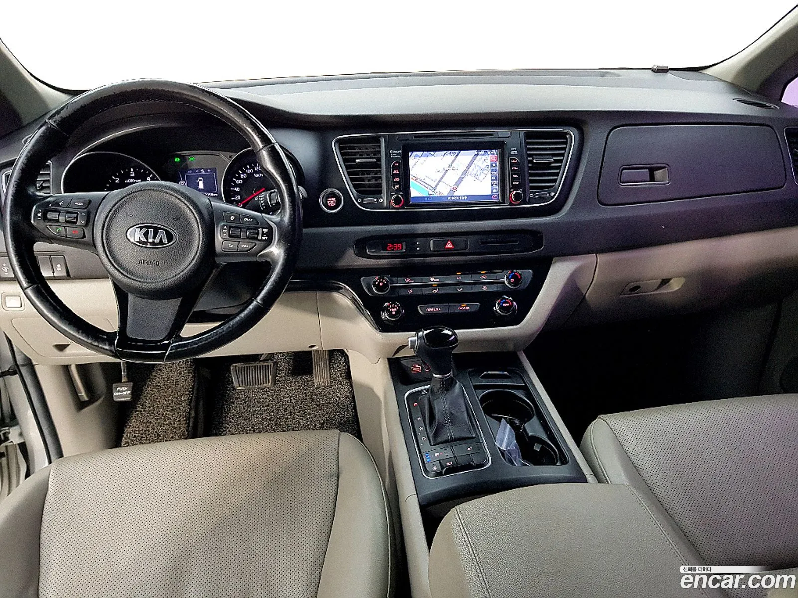 Kia Carnival 2014 — 6