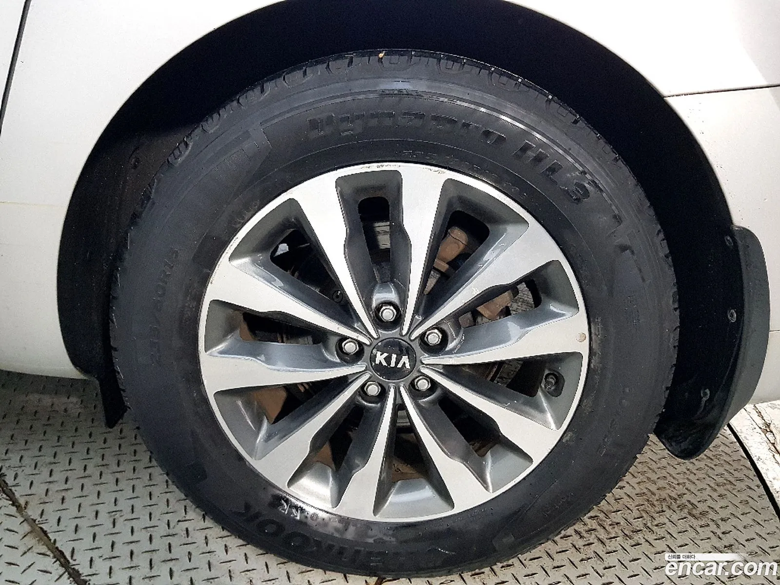Kia Carnival 2014 — 11