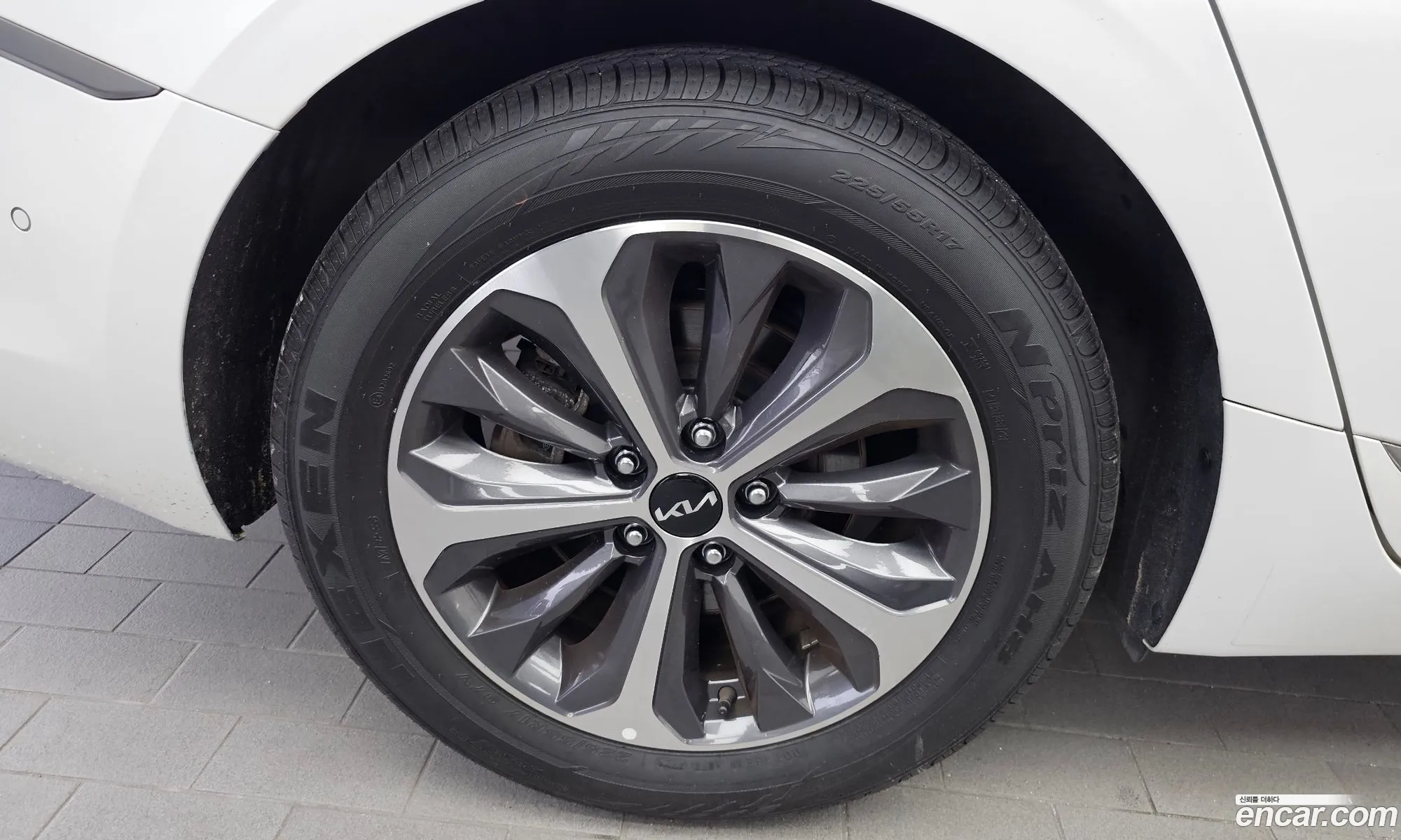 Kia K8 Hybrid 2022 — 29