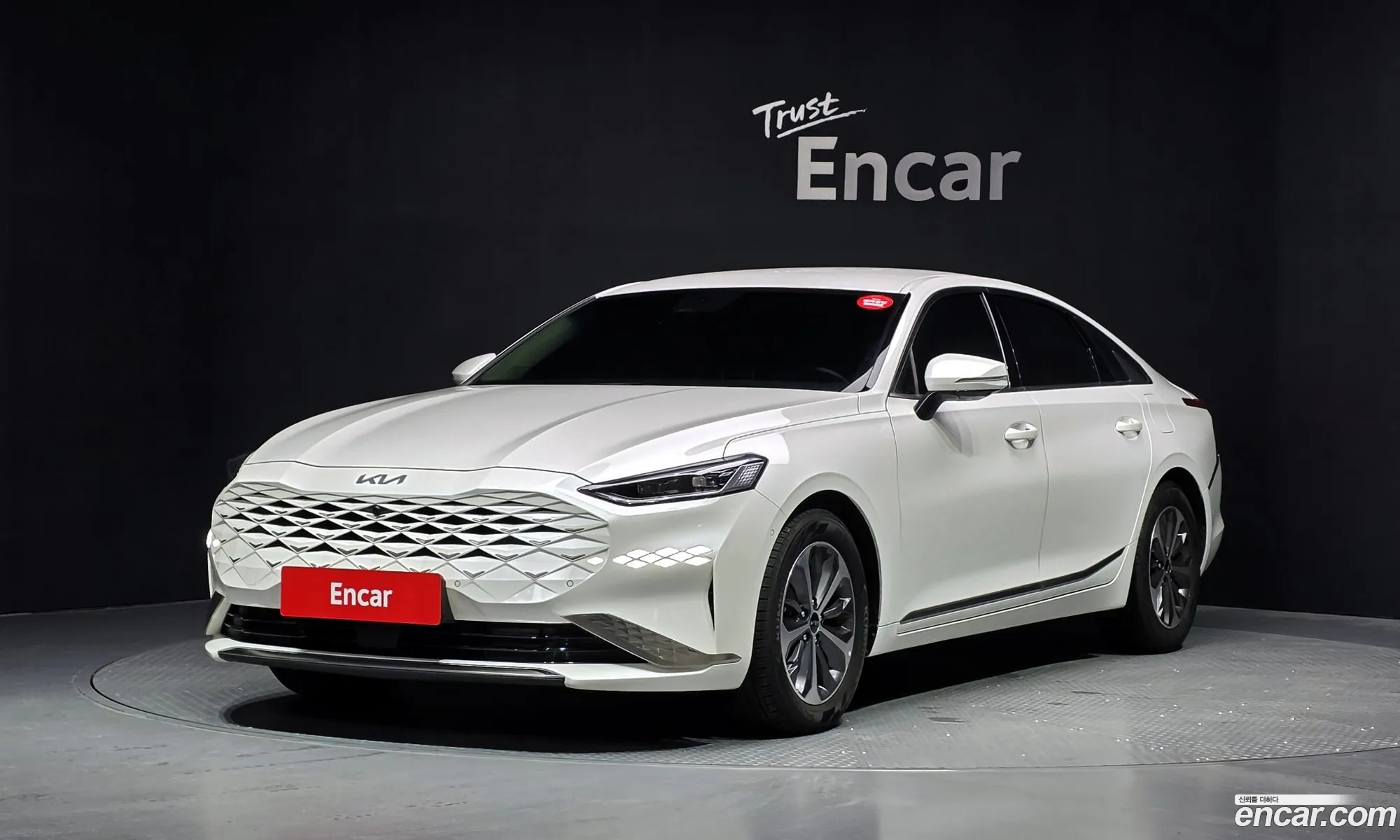 Kia K8 Hybrid 2022 — 10