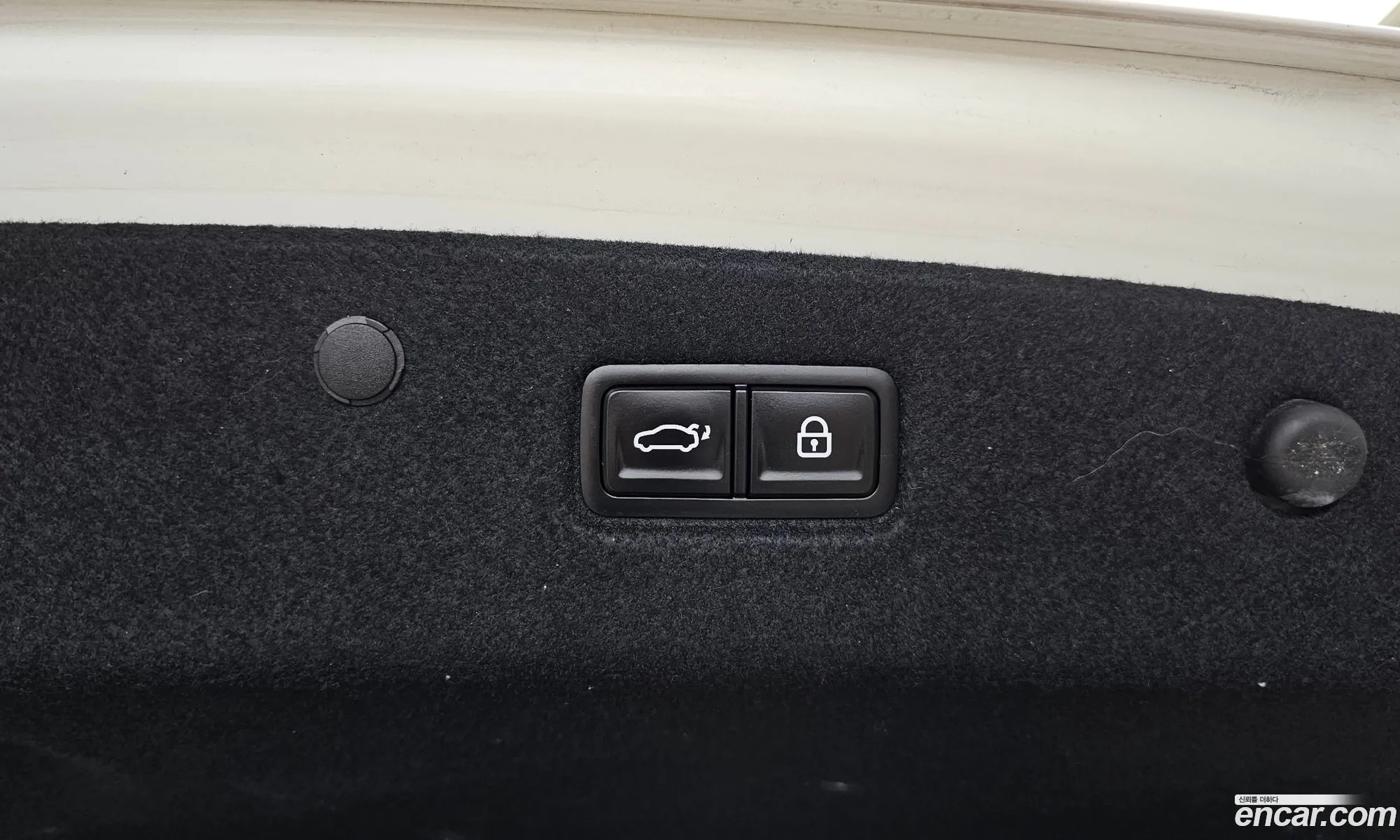 Kia K8 Hybrid 2022 — 23