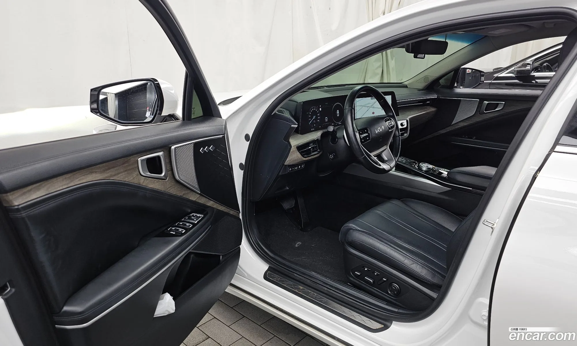 Kia K8 Hybrid 2022 — 3