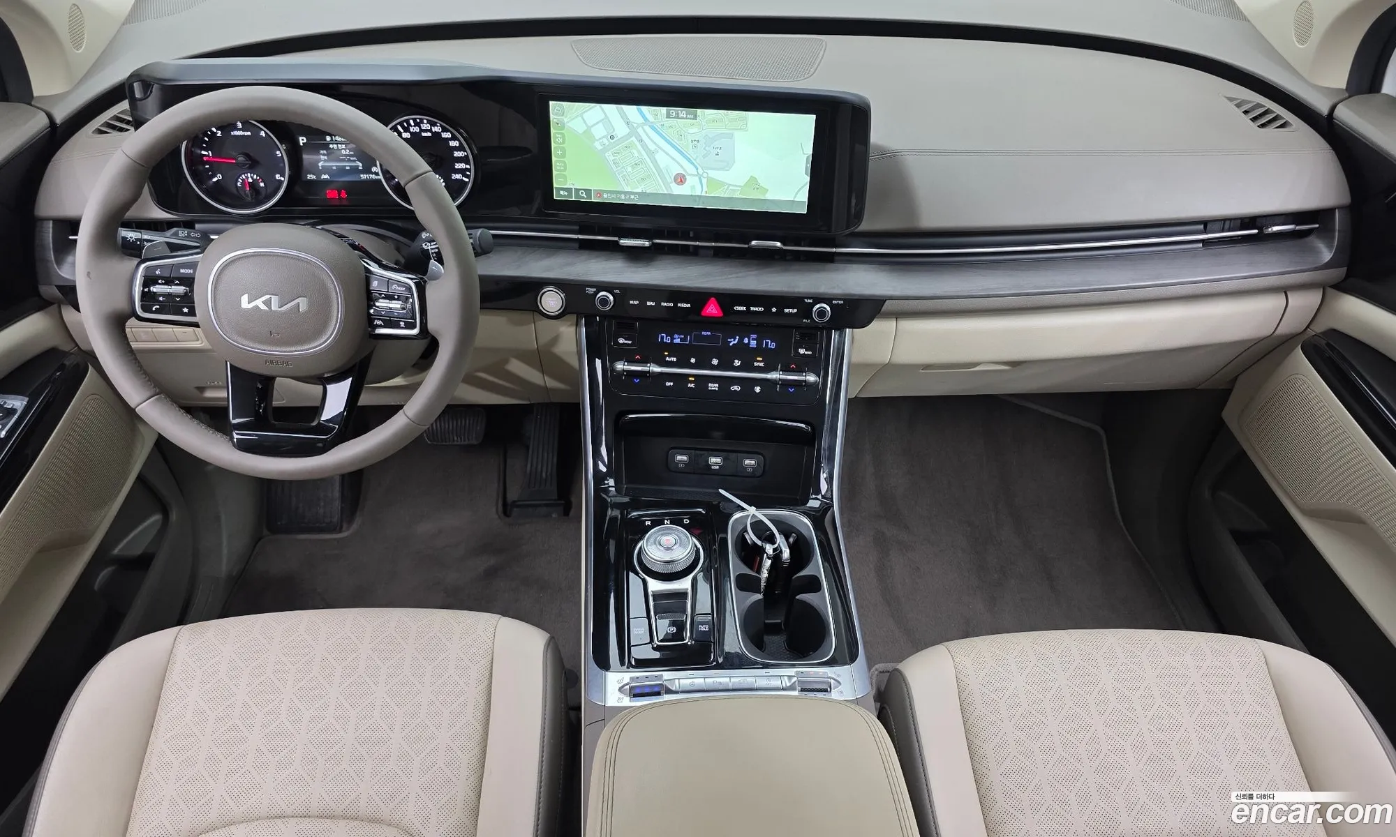 Kia Carnival 2023 KNANC81BBPS318182 — 2