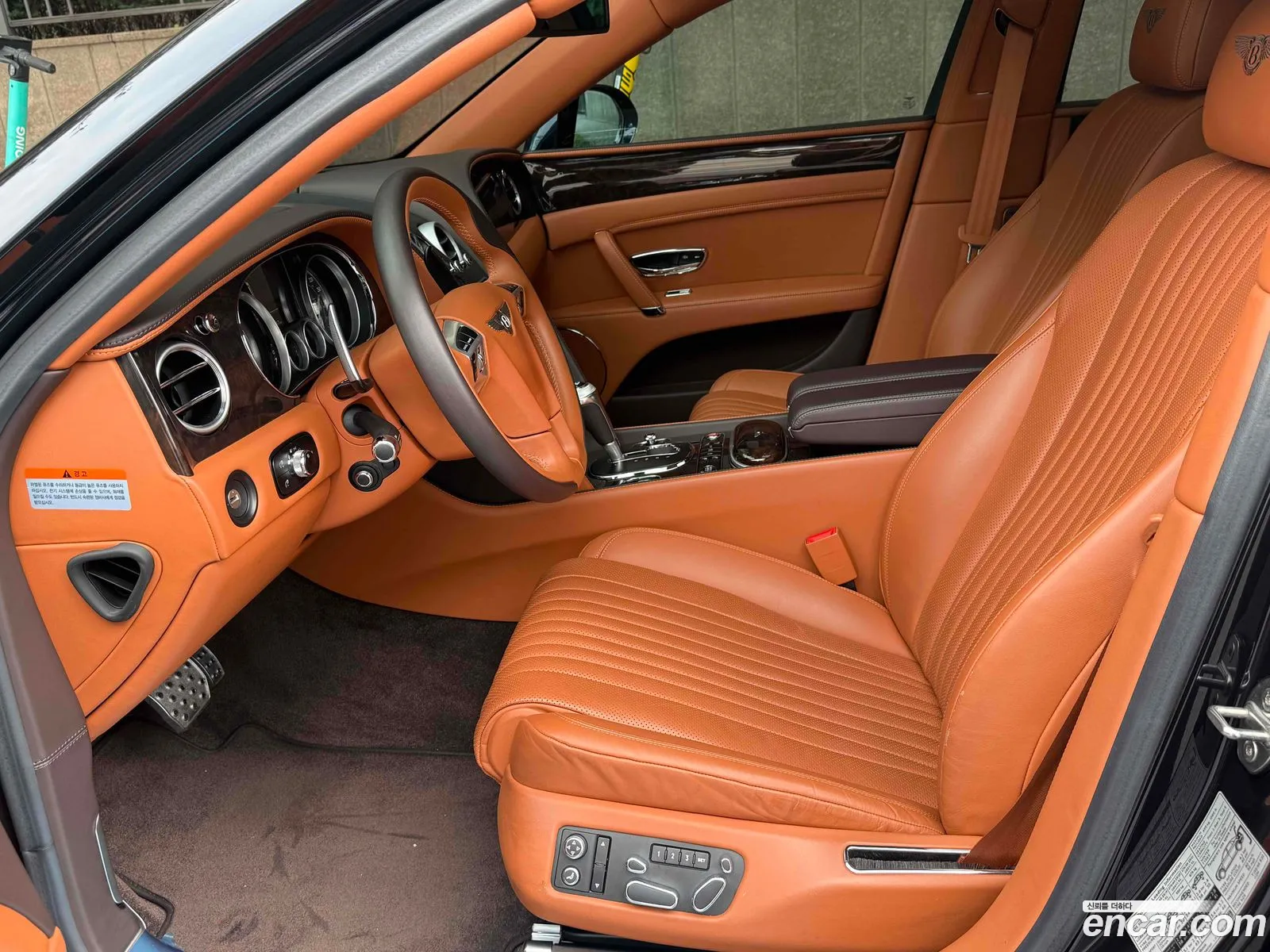 Bentley Flying Spur 2018 — 9