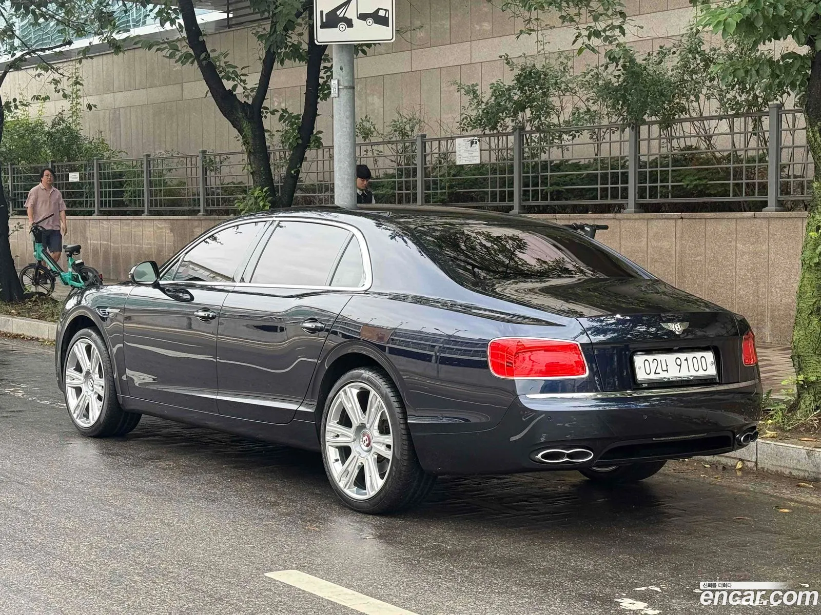 Bentley Flying Spur 2018 — 20