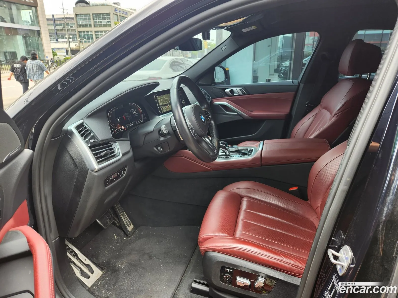 BMW X6 2021 — 11