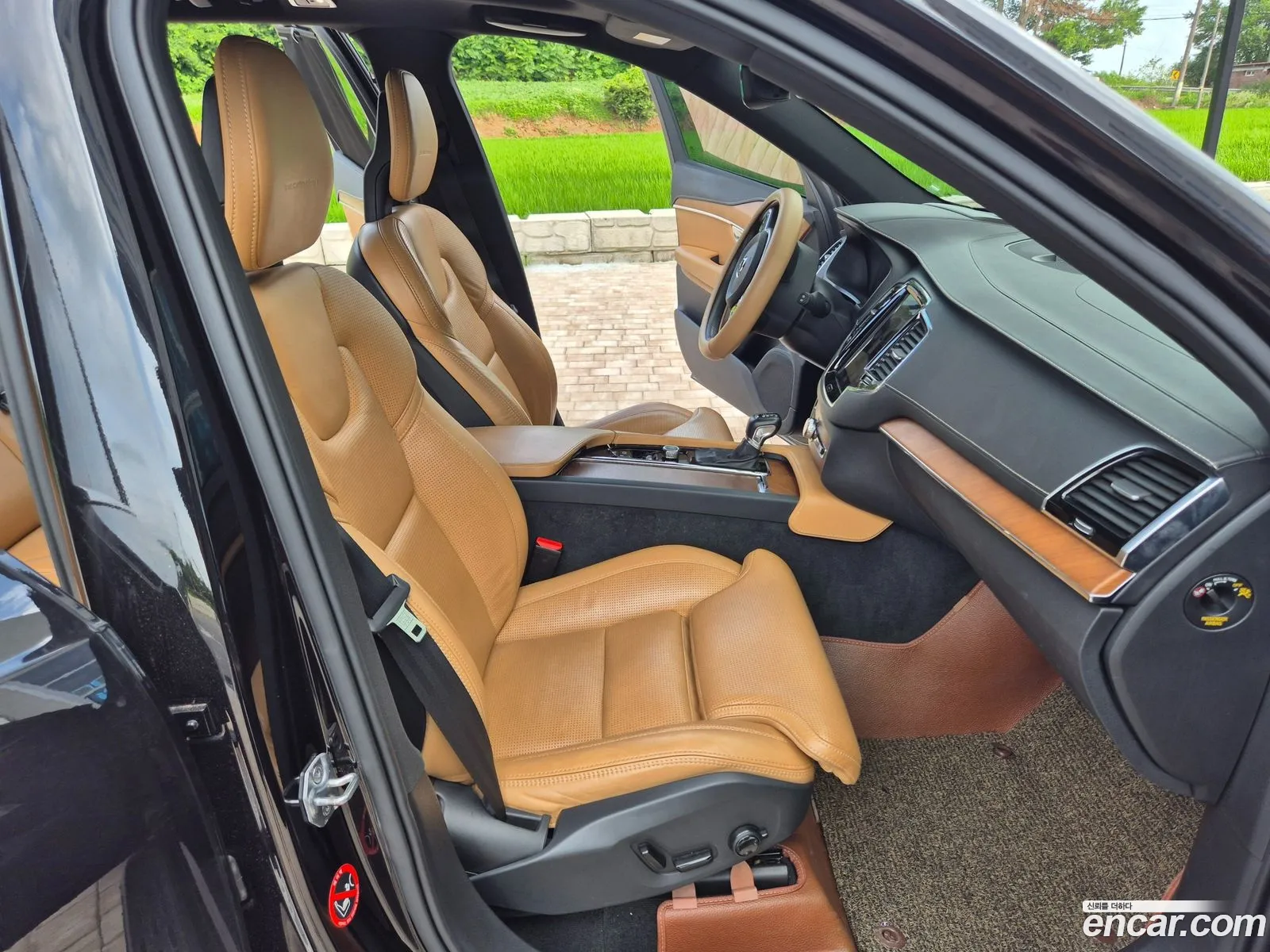 Volvo XC90 2017 — 17