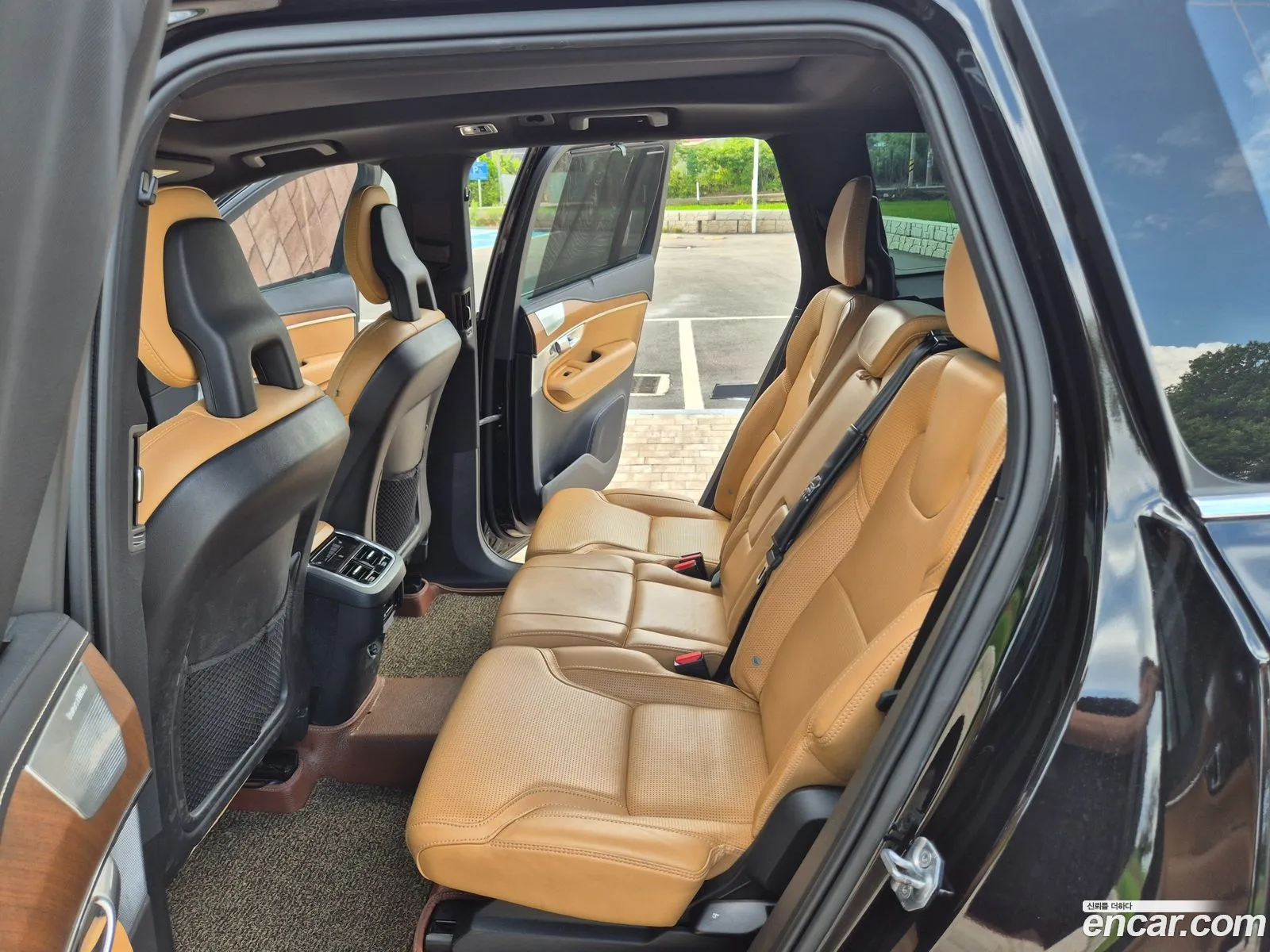 Volvo XC90 2017 — 9