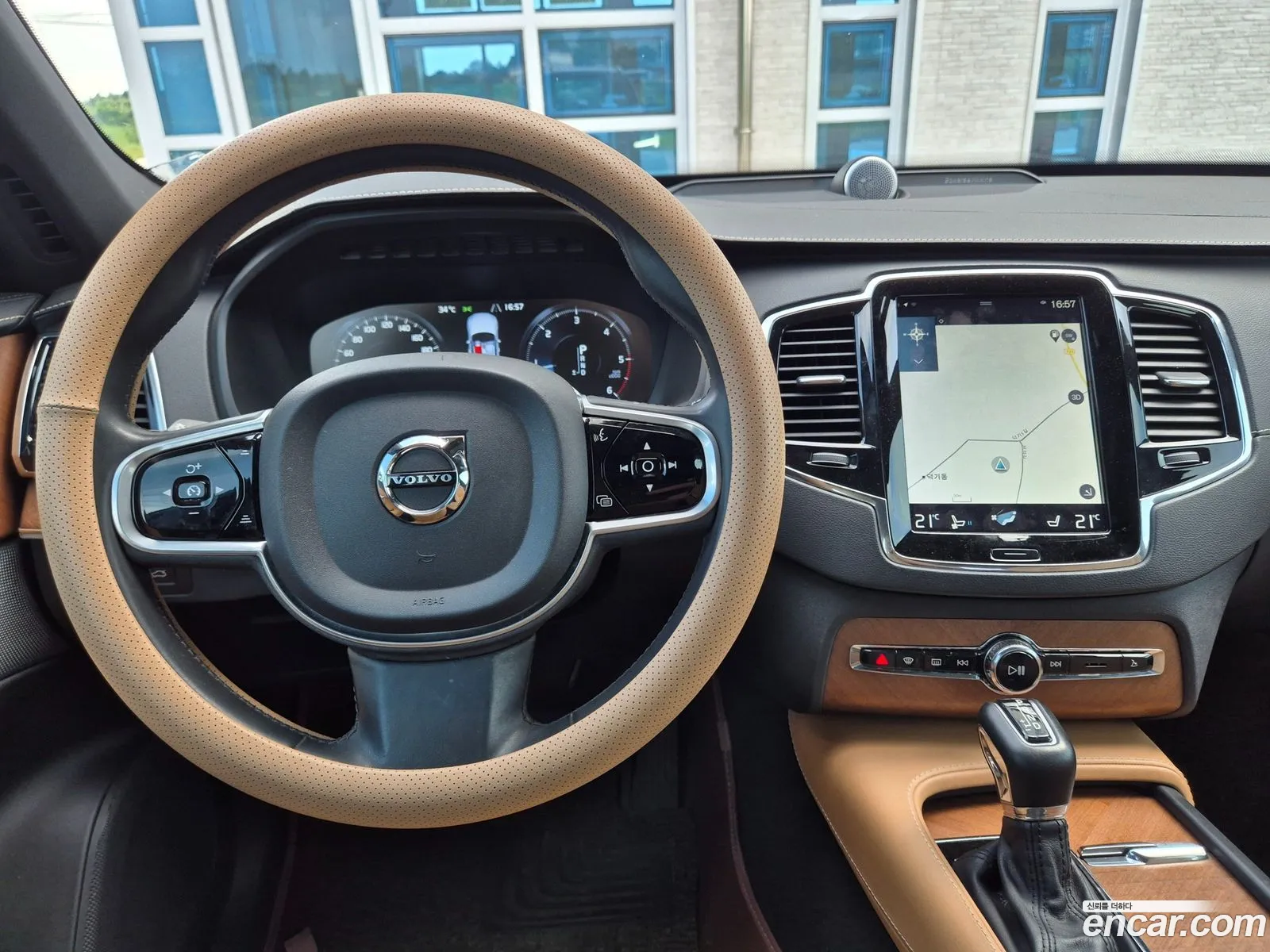 Volvo XC90 2017 — 7