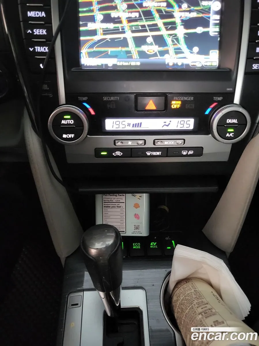 Toyota Camry 2012 — 2