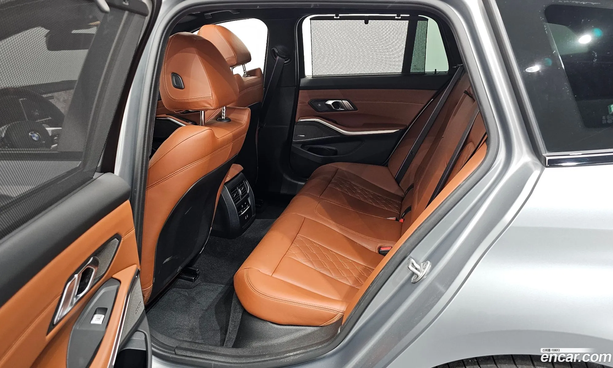 BMW 3 Series 2025 — 32
