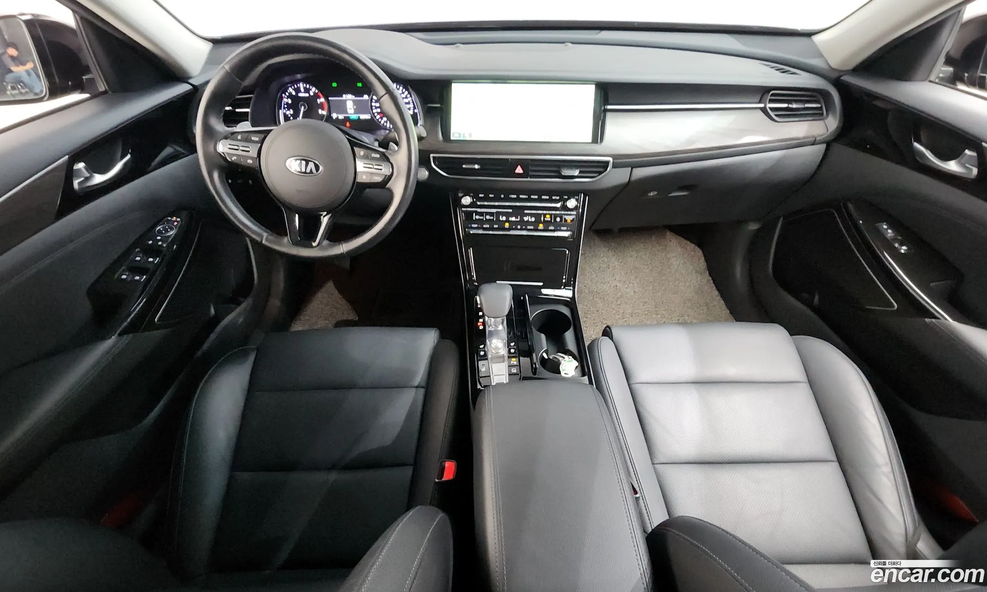Kia K7 Premier 2019 KNALC41BBLA197035 — 3