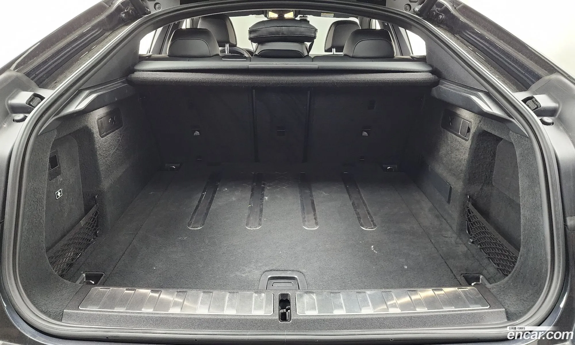 BMW X6 2023 WBACY6103P9R20733 — 25