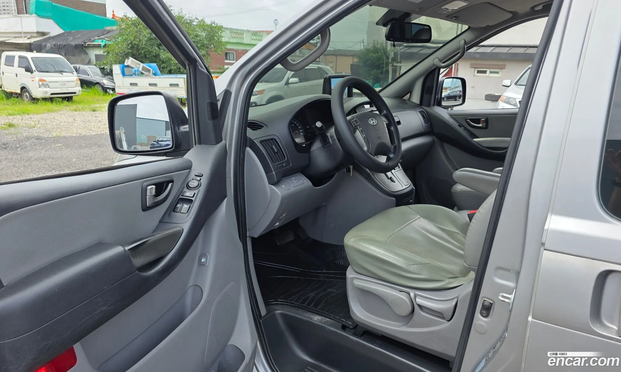 Hyundai Grand Starex 2012 — 7