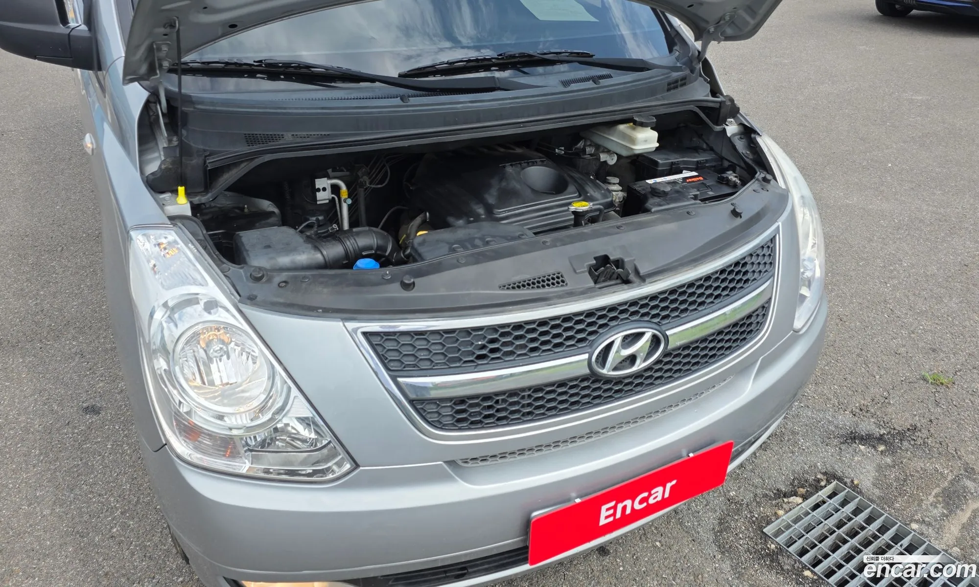 Hyundai Grand Starex 2012 — 19