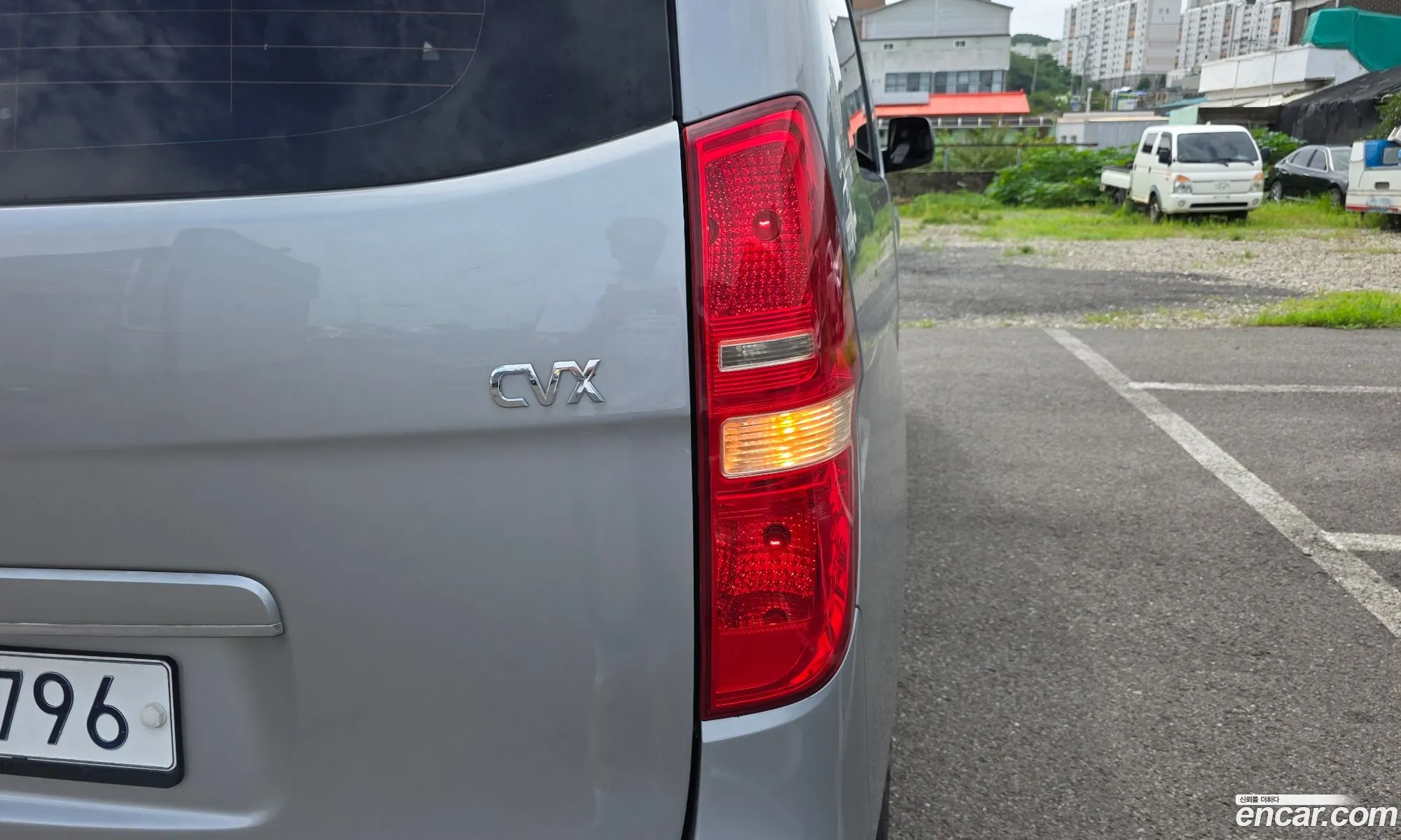 Hyundai Grand Starex 2012 — 21