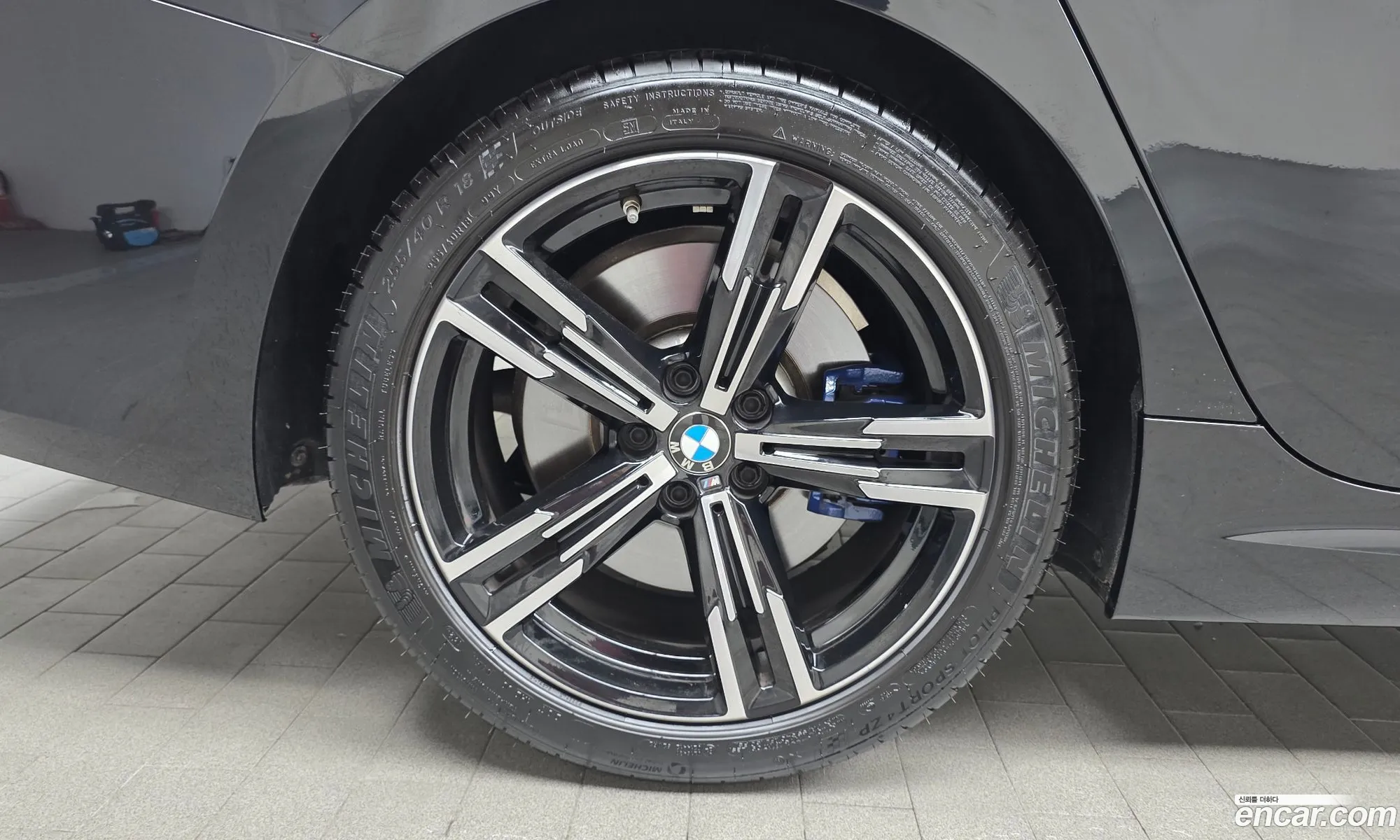 BMW 3 Series 2024 — 19