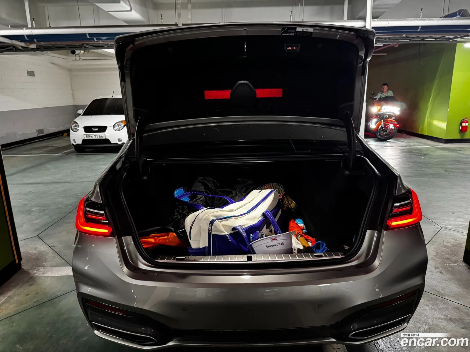 BMW 7 Series 2020 — 17