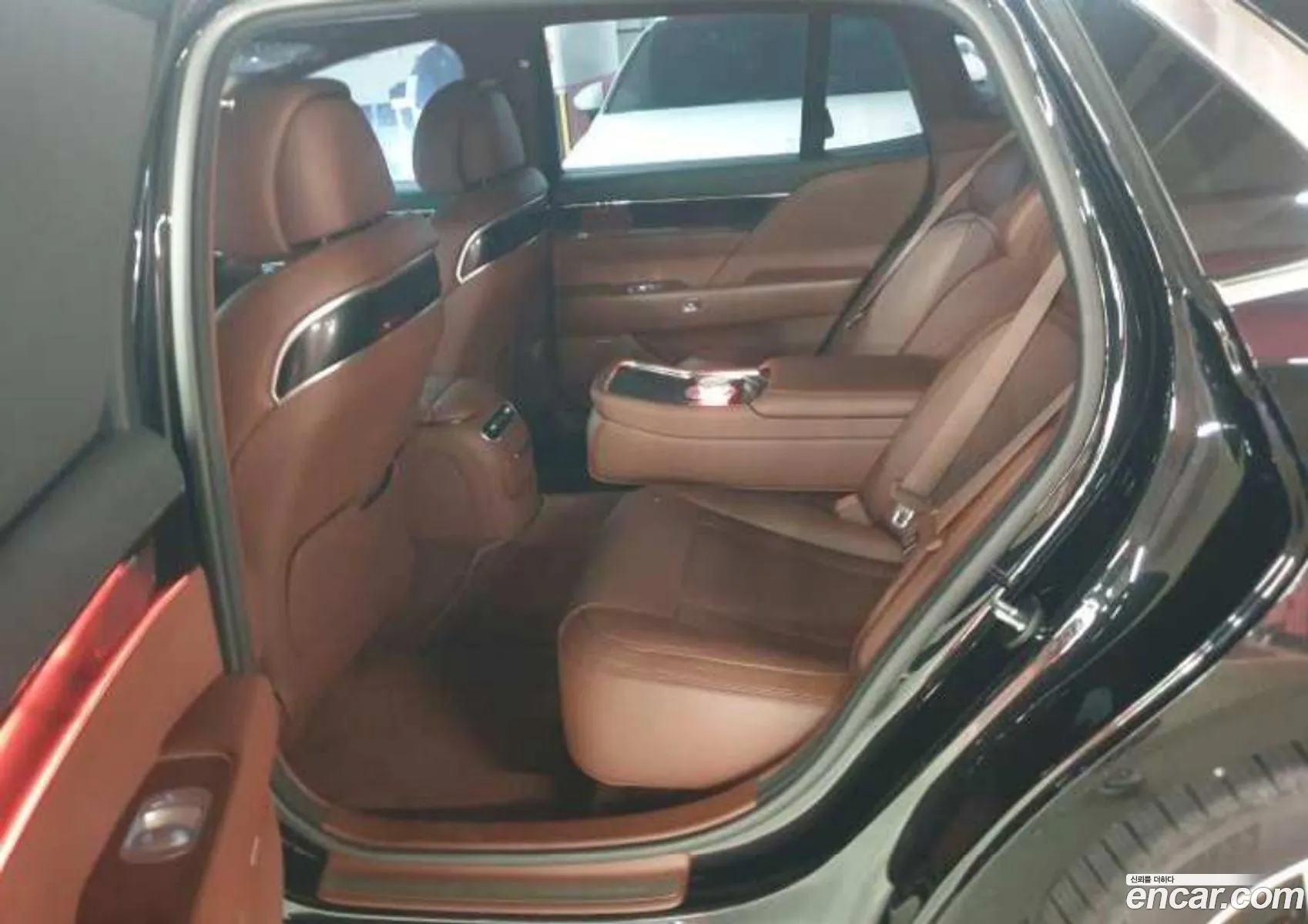 Genesis G90 2023 — 13