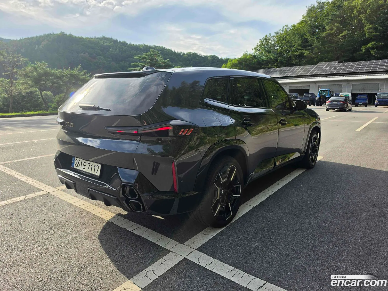 BMW XM 2023 — 13
