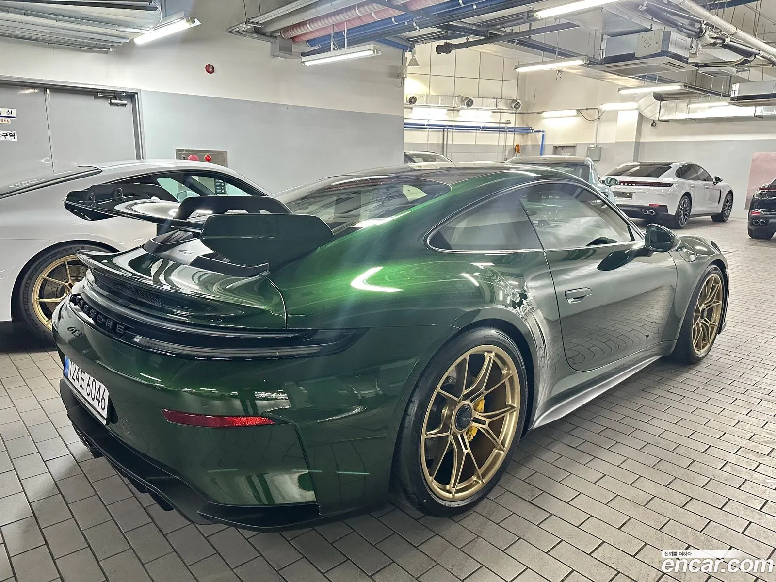 Porsche 911 2025 — 4