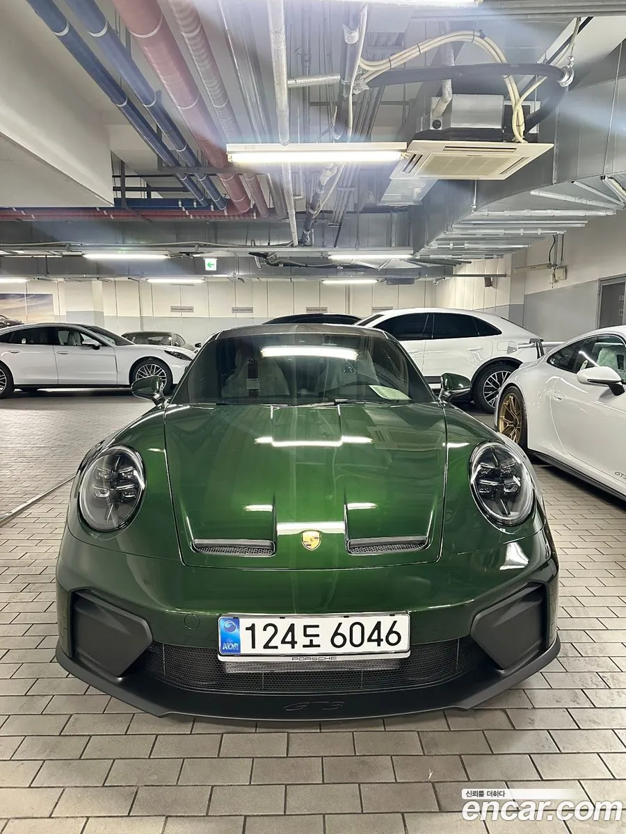 Porsche 911 2025 — 10