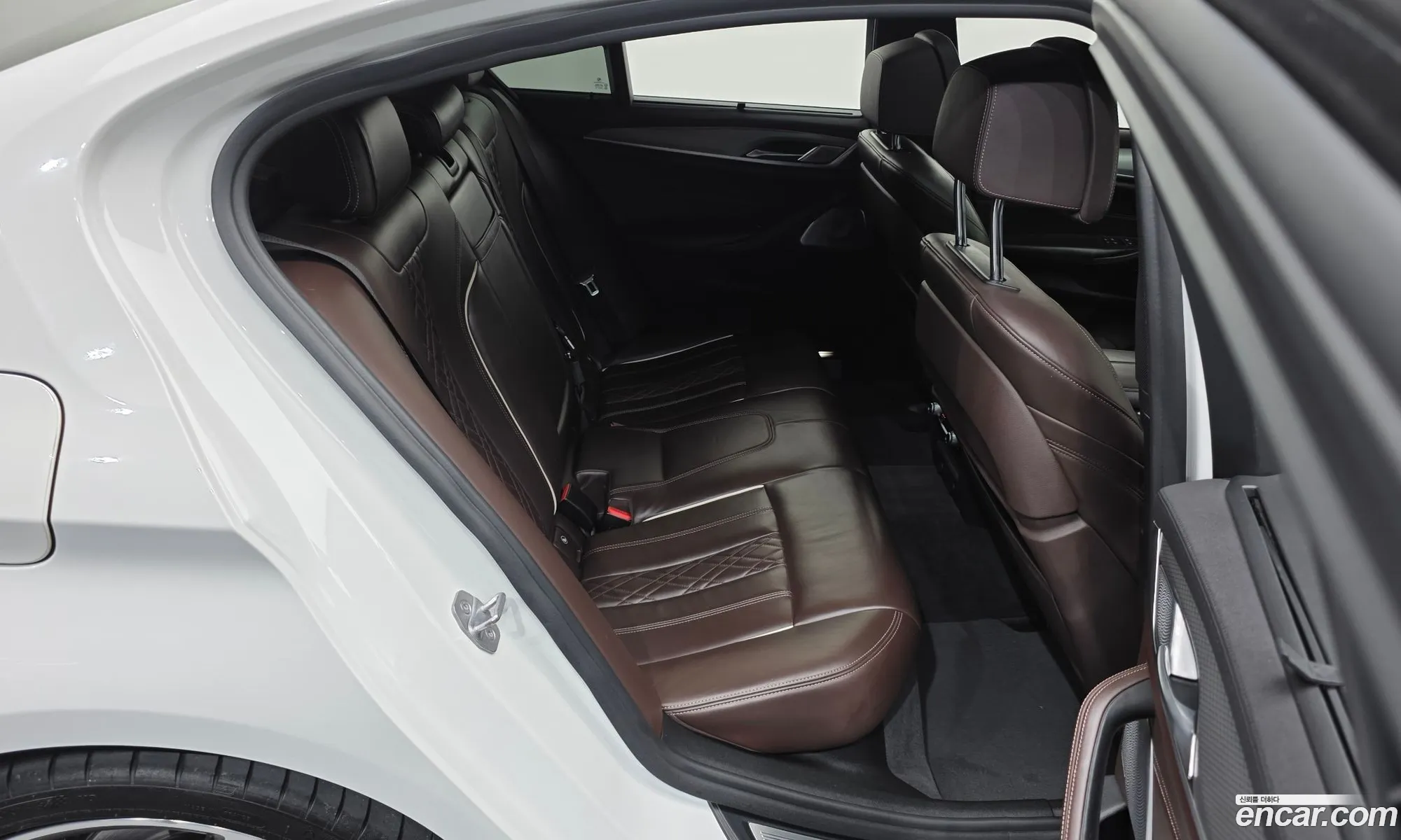 BMW 5 Series 2018 — 10