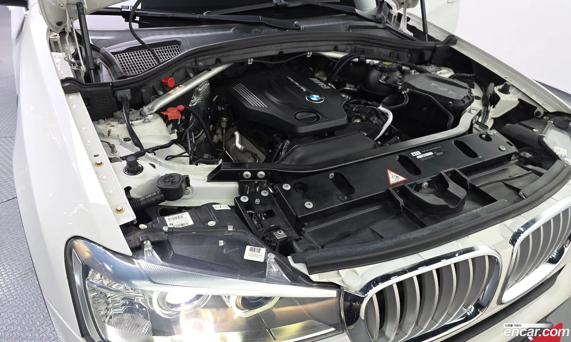 BMW X4 2015 — 26