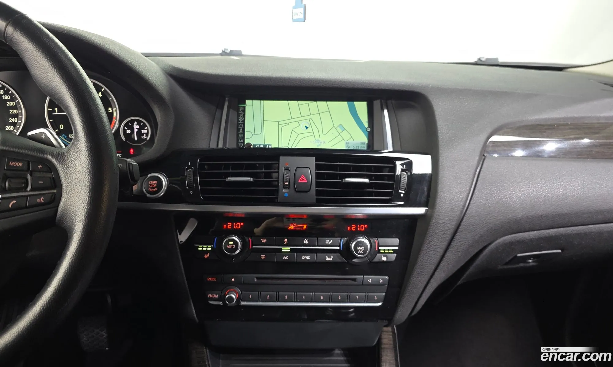 BMW X4 2015 — 32